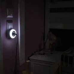 Brennenstuhl Accessoires éclairage 1173260 Kit D'éclairage De Nuit LED Color NL 09 RCD Avec Capteur Crépusculaire Et Prise 9 LED 6lm 3 Couleurs -Éclairage de chantier Soldes Boutique 1173260 kit d eclairage de nuit led color nl 09 rcd avec capteur crepusculaire et prise 9 led 6lm 3 couleurs 5