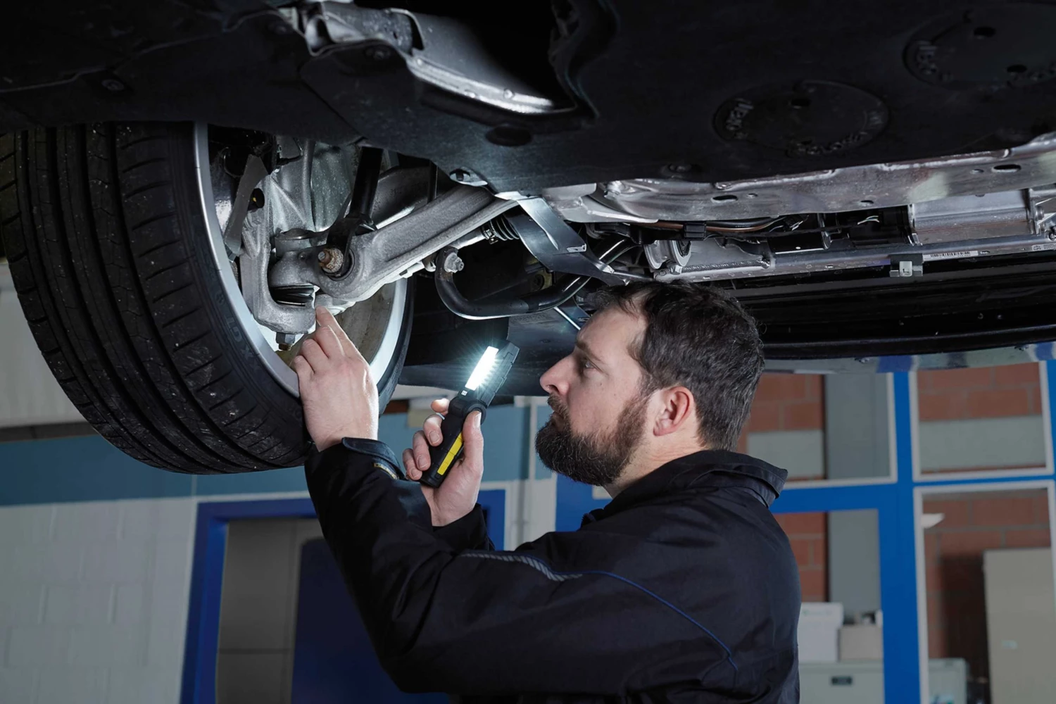 Brennenstuhl Lampe Portative 1175650010 Lampe Multifonctionnelle Avec 6+1 LEDs Et Batterie HL DA 61 MH 280lm + 70lm Avec Station De Charge 3 Brennenstuhl Lampe Portative 1175650010 Lampe Multifonctionnelle Avec 6+1 LEDs Et Batterie HL DA 61 MH 280lm + 70lm Avec Station De Charge