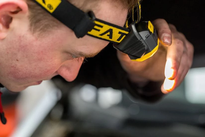 Stanley FMHT81509-0 Lampe Frontale FATMAX® 200 Lumens 6 Stanley FMHT81509-0 Lampe Frontale FATMAX® 200 Lumens – Image 4